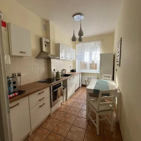 Проживання в сім'ї Jednoosobowy Przy Targach Poznanskich 5 *